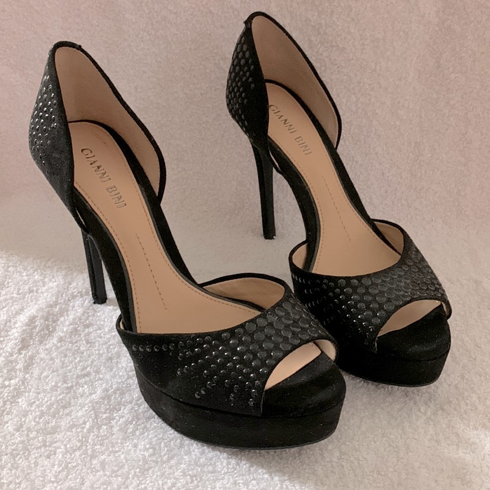 Gianni Bini heels size 6.5